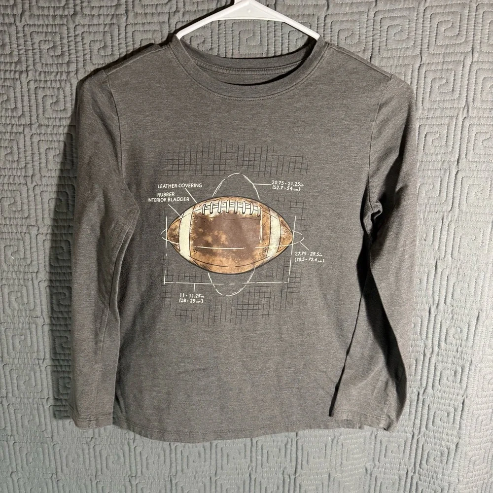 Cat & Jack T-Shirt Boys Size Medium 8/10 Football Grey Gray Long Sleeve